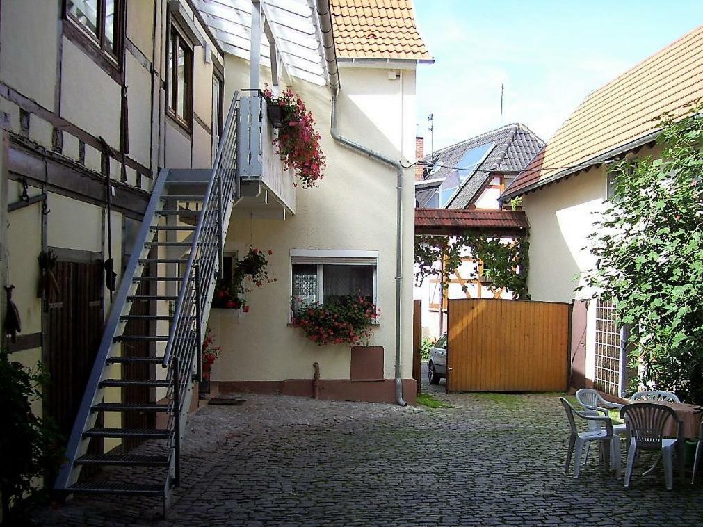 Weingut & Gaestehaus Nagel Kapellen-Drusweiler Eksteriør billede